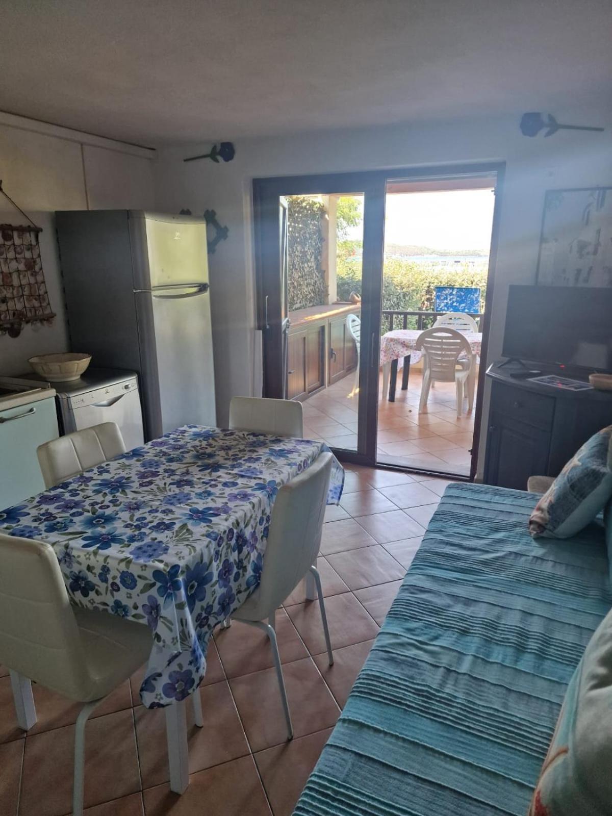 Appartamento Cala Reale, Piano Terra Marinella  Esterno foto
